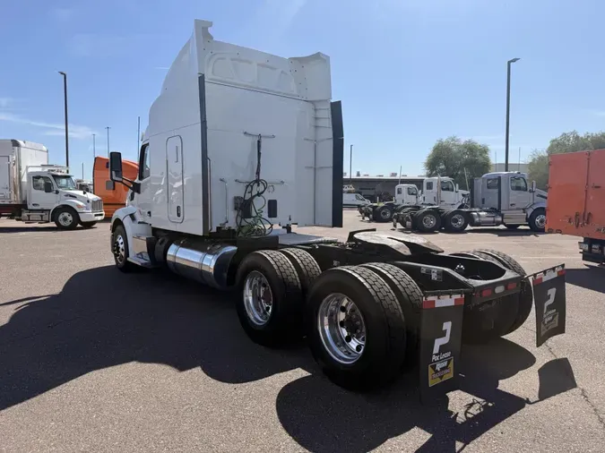 2022 Peterbilt 579779fdb9b041c13af934bc189a4acb9f3