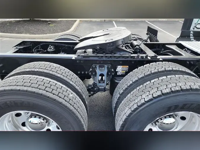 2022 KENWORTH T680