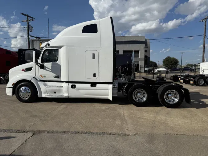 2022 Peterbilt 579