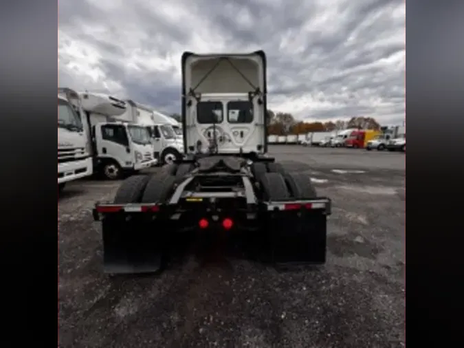 2019 FREIGHTLINER/MERCEDES CASCADIA 12577a6e31a8aa302dea82102594a19027d