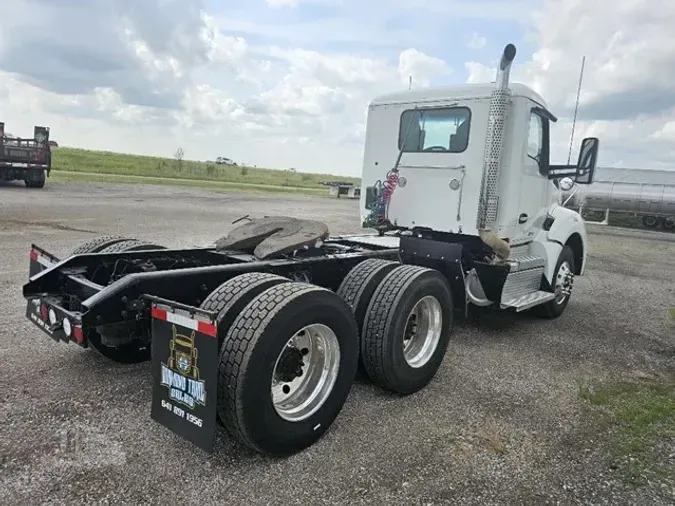 2020 KENWORTH T880