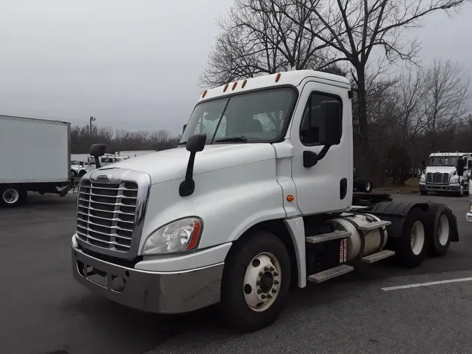 2016 FREIGHTLINER/MERCEDES CASCADIA 12577a8a2e1350111ce2c1083a3c234580d