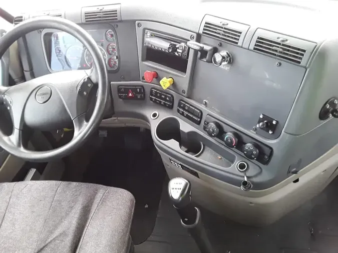 2019 FREIGHTLINER/MERCEDES CASCADIA 113