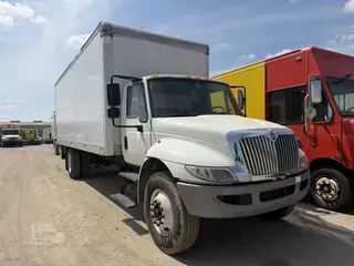 2017 INTERNATIONAL DURASTAR 4300