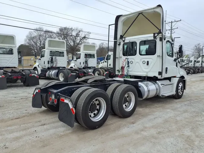 2020 FREIGHTLINER/MERCEDES NEW CASCADIA PX1266477af992405ec351864de60864cdf6c78