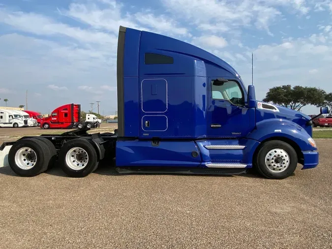 2021 Kenworth T680