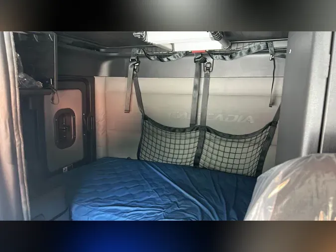 2021 Freightliner Cascadia