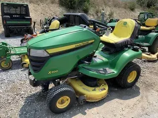 2015 John Deere X300