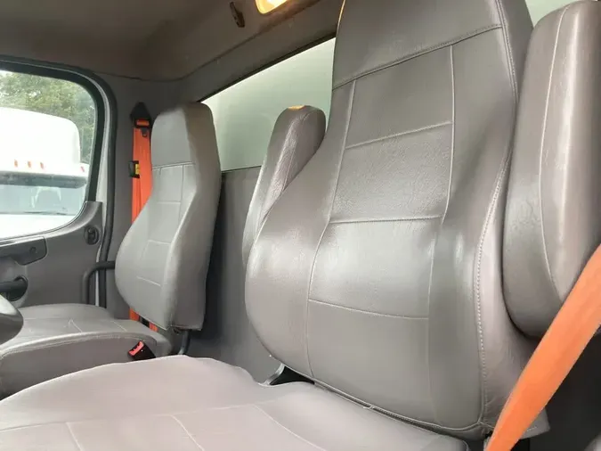 2020 FREIGHTLINER M2 10677b56963efd4a6fbdae4463f7e03c0b4