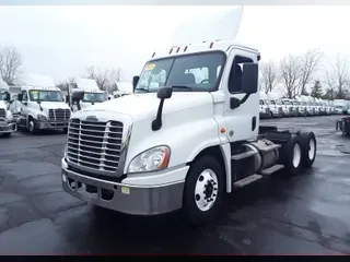 2018 FREIGHTLINER/MERCEDES CASCADIA 125