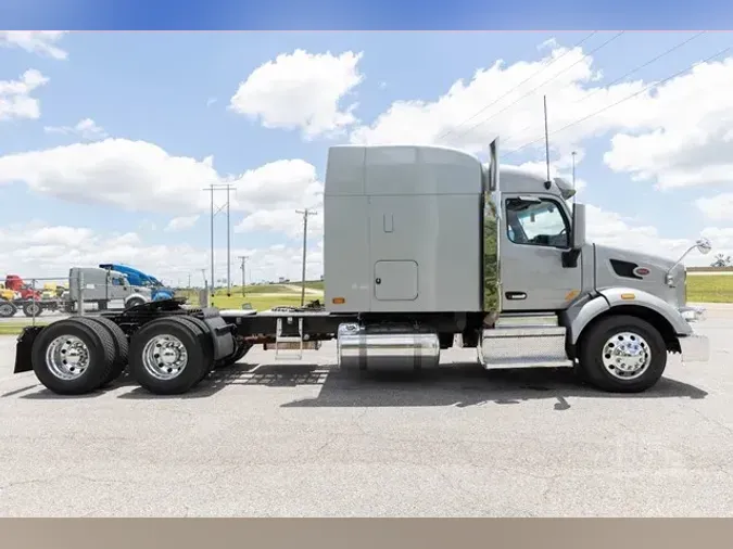 2021 PETERBILT 567