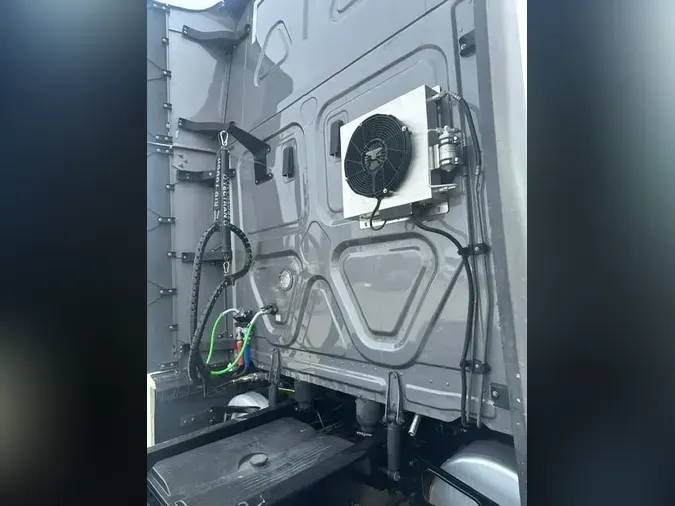 2022 Freightliner Cascadia
