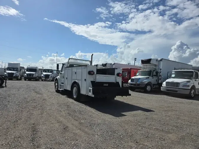 2020 FREIGHTLINER/MERCEDES M2 106