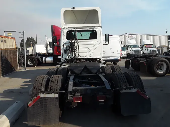 2019 NAVISTAR INTERNATIONAL LT625 DAYCAB T/A