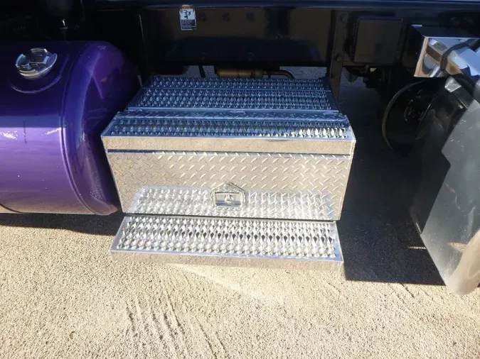 2021 Peterbilt 389