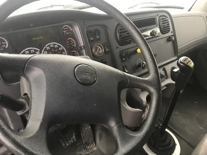 2018 Freightliner M2