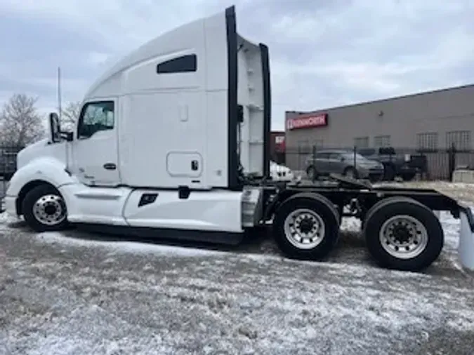 2021 Kenworth T680