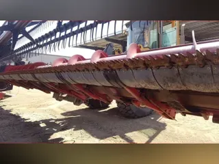 1999 Case IH 1020 25'