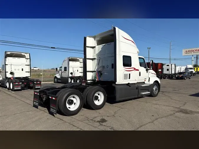 2022 INTERNATIONAL LT