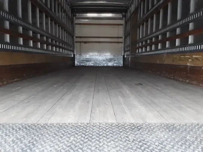 2018 FREIGHTLINER/MERCEDES M2 106