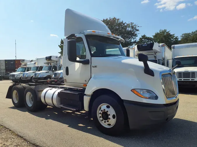 2018 NAVISTAR INTERNATIONAL LT625 DAYCAB T/A