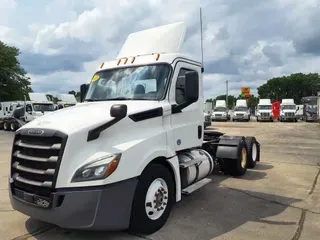 2019 FREIGHTLINER/MERCEDES CASCADIA 125