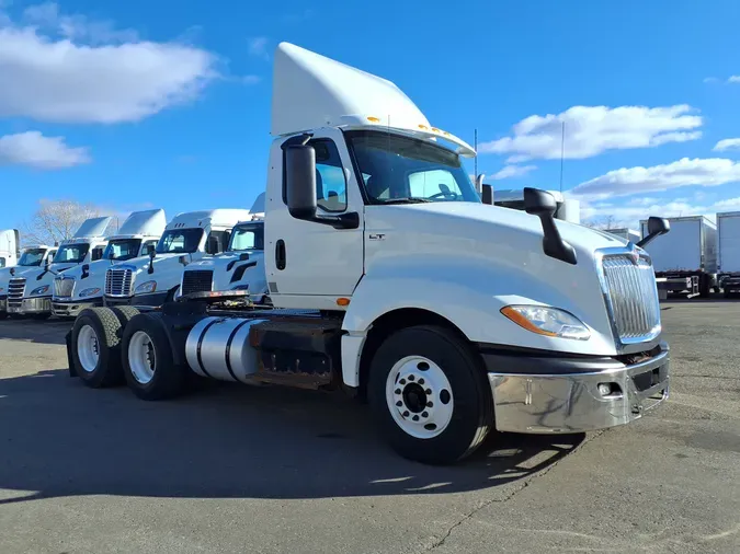 2018 NAVISTAR INTERNATIONAL LT625 DAYCAB T/A