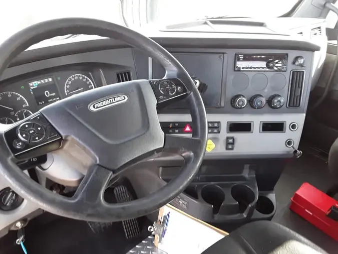 2020 FREIGHTLINER/MERCEDES NEW CASCADIA 126