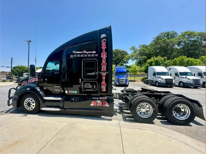 2022 Kenworth T680