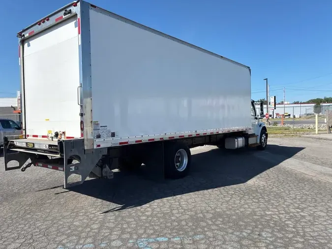 2019 FREIGHTLINER/MERCEDES M2 106