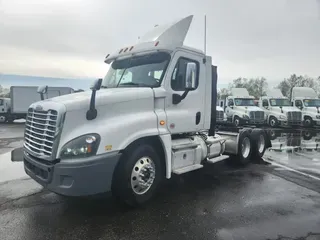 2016 FREIGHTLINER/MERCEDES CASCADIA 125