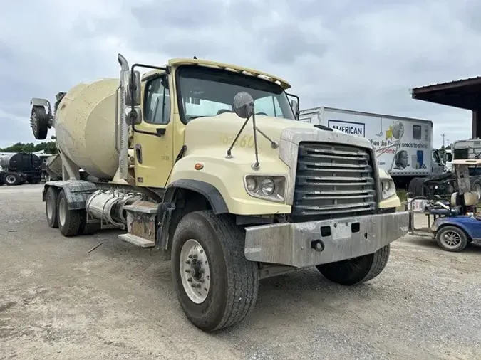 2017 FREIGHTLINER 114SD