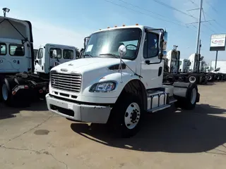 2015 FREIGHTLINER/MERCEDES M2 106