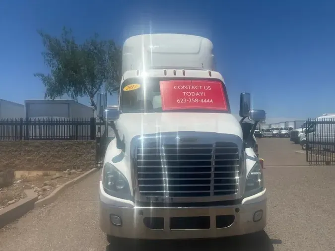 2017 FREIGHTLINER CASCADIA 113