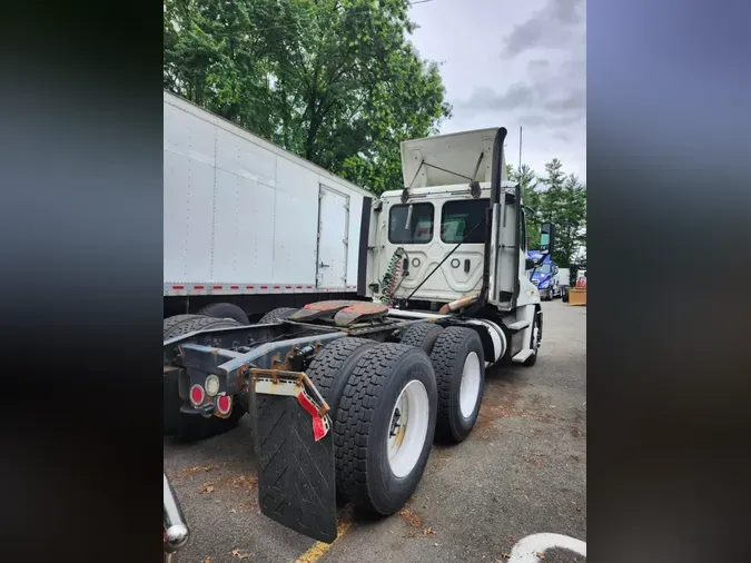 2018 FREIGHTLINER CASCADIA 125