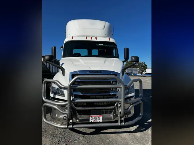 2020 FREIGHTLINER/MERCEDES NEW CASCADIA 116
