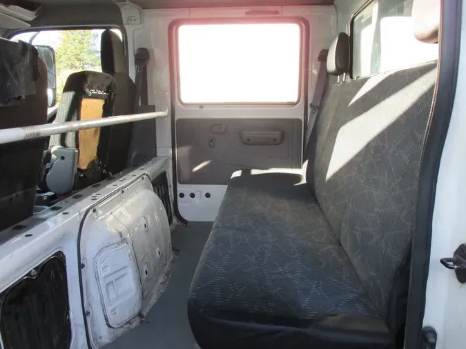 2017 HINO 195 CREW77e55ee4f05fddf75888bff6e634ff68