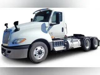 2020 International LT625