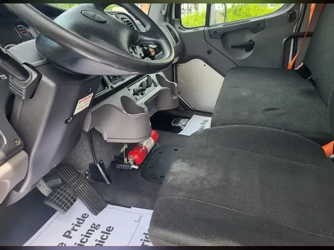 2019 FREIGHTLINER/MERCEDES M2 10677e9c4f9a81dfcf7d1e79fcbd9fc703d