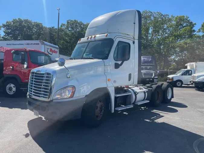 2016 FREIGHTLINER/MERCEDES CASCADIA 125