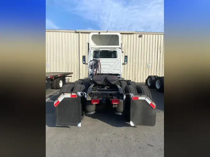 2019 NAVISTAR INTERNATIONAL LT625 DAYCAB T/A