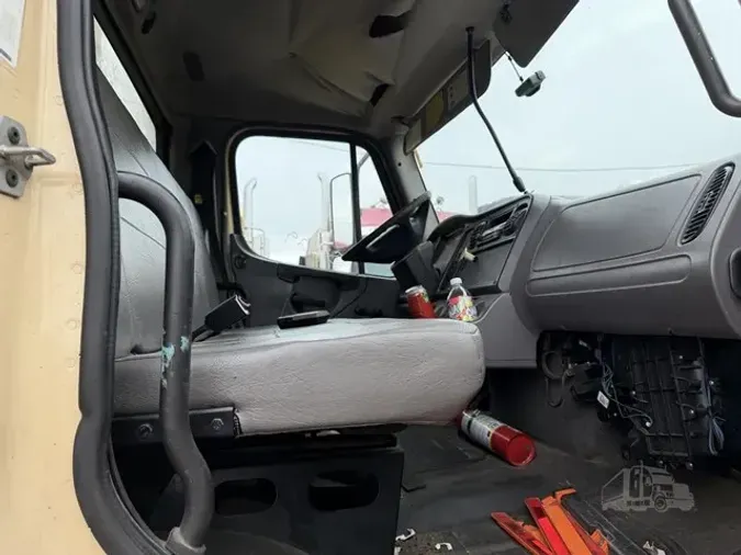 2012 FREIGHTLINER BUSINESS CLASS M2 10677eec10cb094b97309d71d5f680d0ac2