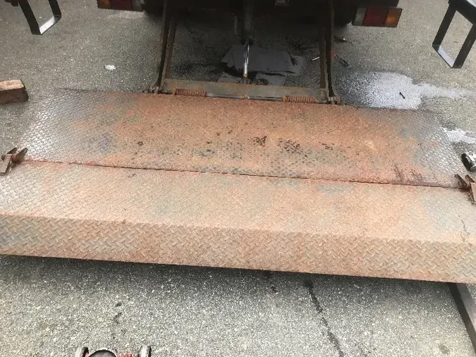 2016 CHEVROLET 3500
