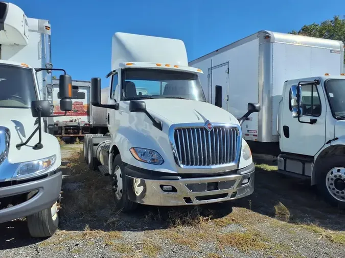 2019 NAVISTAR INTERNATIONAL LT625 DAYCAB T/A77f178d1e65fd96e2e330b7c4ef15f75