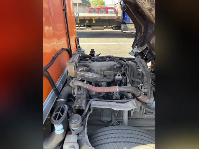 2019 ISUZU NQR
