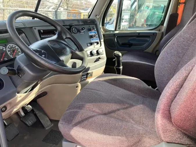 2018 FREIGHTLINER/MERCEDES CASCADIA 125