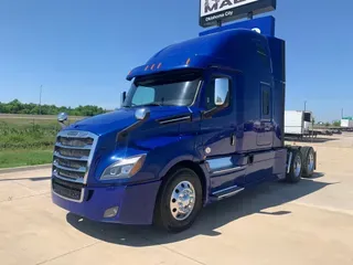 2018 FREIGHTLINER CASCADIA 126