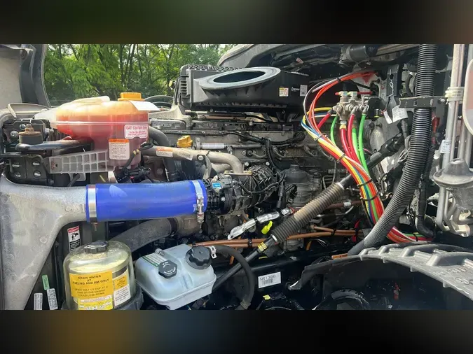 2023 Freightliner Cascadia