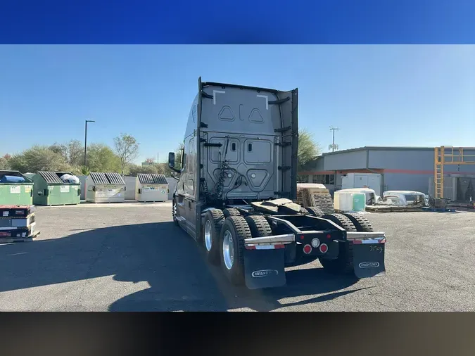 2024 Freightliner Cascadia 126
