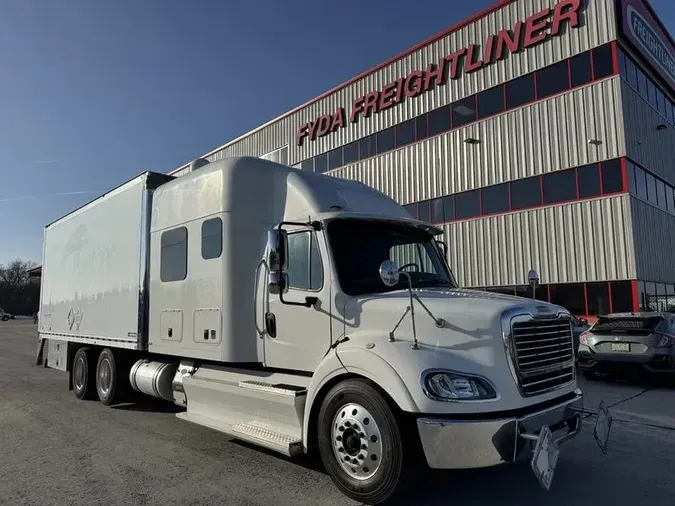 2020 Freightliner M2 112